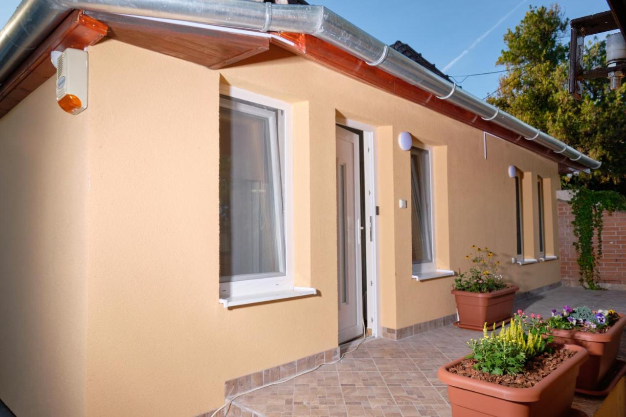 Kincses Sziget Apartman Rackeve Ngoại thất bức ảnh