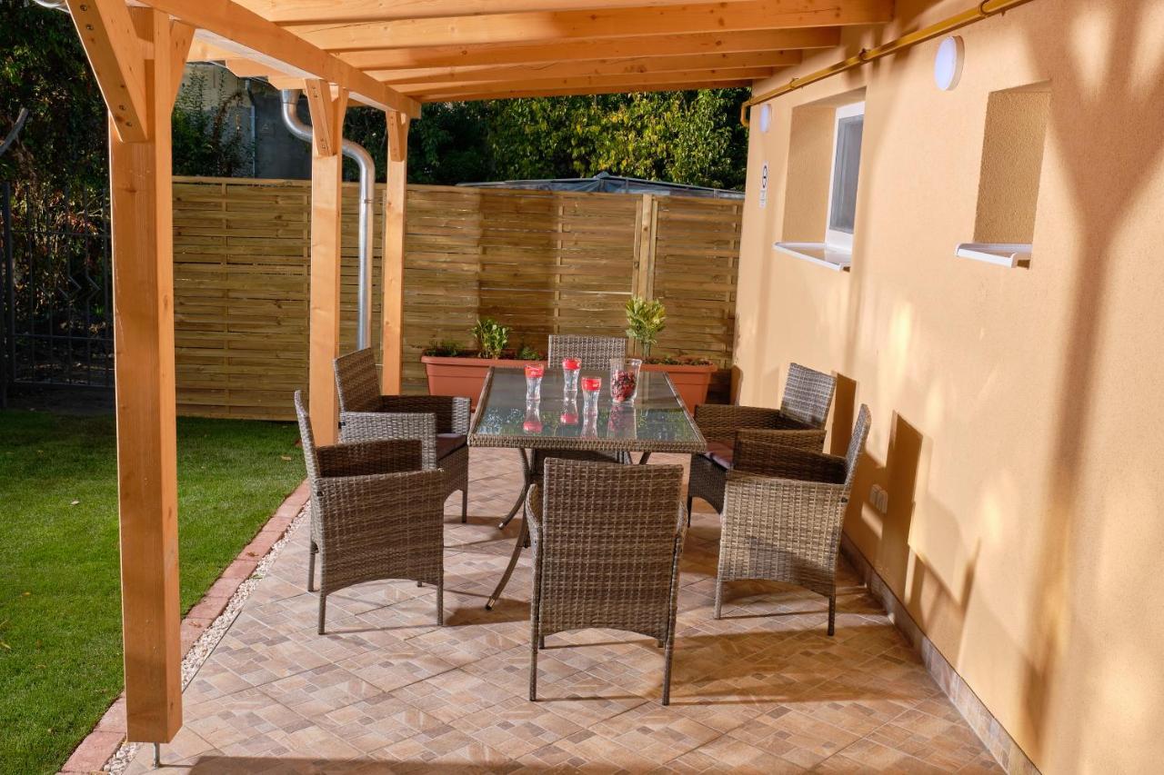 Kincses Sziget Apartman Rackeve Ngoại thất bức ảnh